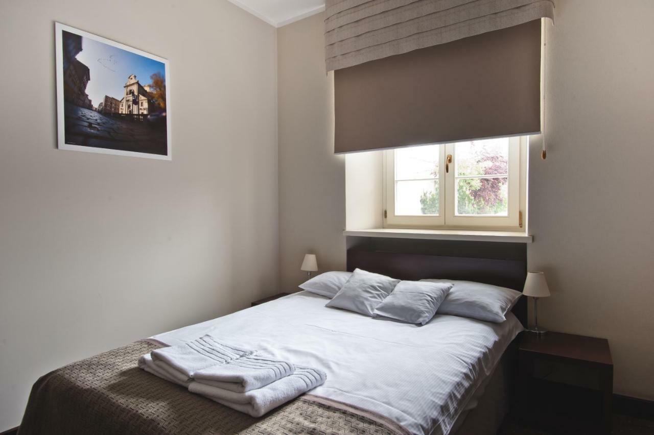 B&B Wieniawa Parking I Sniadanie W Cenie! Breakfast And Parking Included! Leszno  Exteriör bild